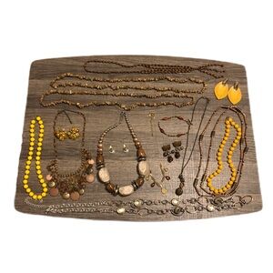 Mixed Yellow and Brown Women’s Fashion Jewelry Lot - No Brand, mostly vintage